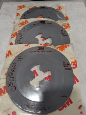 3M Face Plate for Sanding Discs: 5/8-11 Plastic, 7,000 Max RPM Qty 3 45193