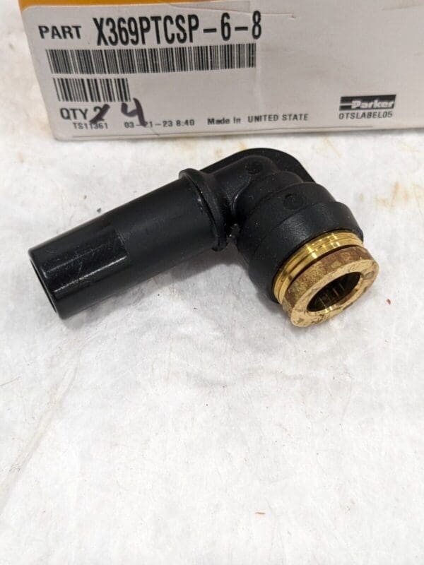 PARKER Push-To-Connect Plug-in Tube Fitting: 3/8 x 1/2" OD Qty 4 369PTCSP-6-8