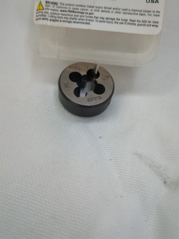 Round Die: 5/16-24, 1" OD, High Speed Steel 03693124