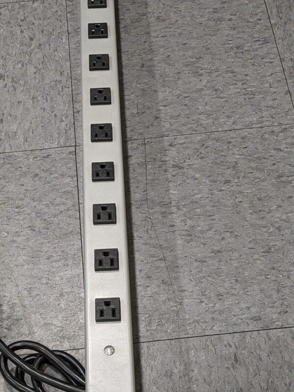 Legrand 16 Outlets, 120 Volts, 15 Amps, 6' Cord, Power Outlet Strip UL404BC