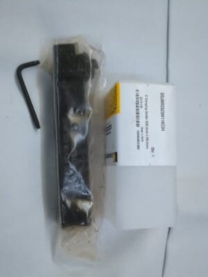 KENNAMETAL Indexable Turning Toolholder: DDJNR2525M11KC04, Clamp 2273106