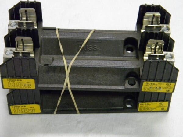 Cooper Bussman AWG 600 VAC/VDC 30 Amp Screw Mount Fuse Block QTY 2 H60030-2CR