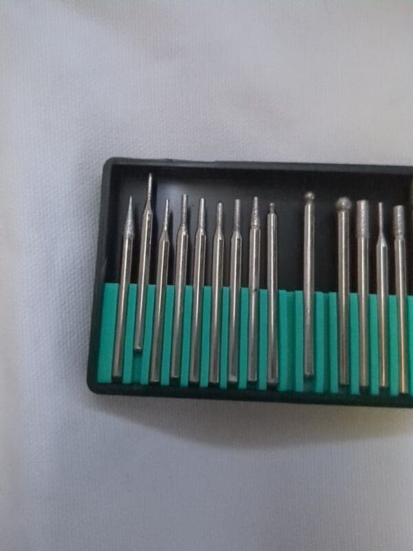 18 Piece Diamond Abrasive Grinding Pin Set CAB0097