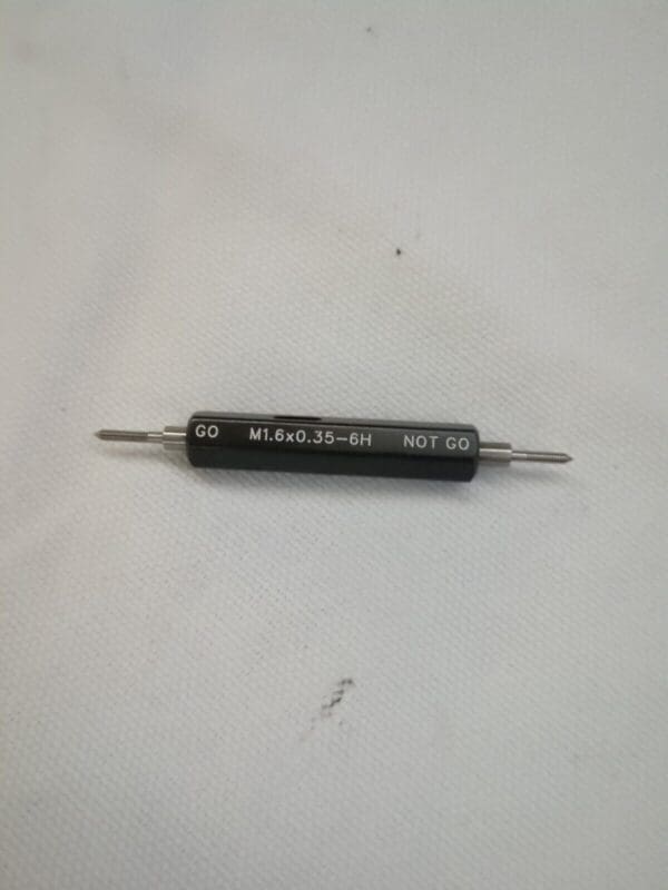 SPI Plug Thread Gage: M1.6x0.35 Thread, 6H Class, Double End 37-178-1