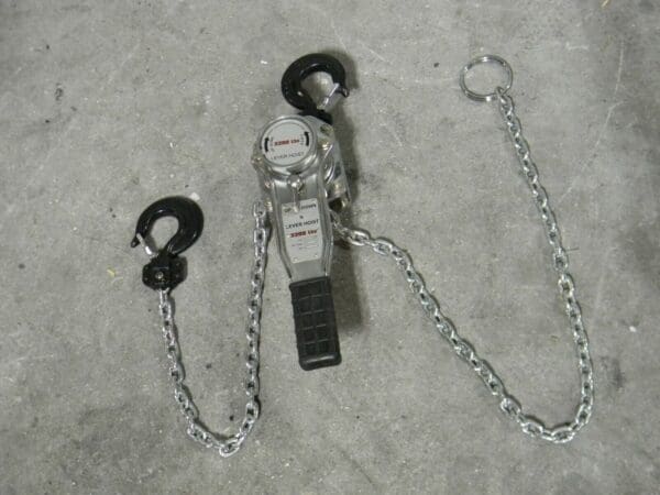 Chrome Plated Lever Chain Hoist 2200 lb Capacity 5 Ft. Lift