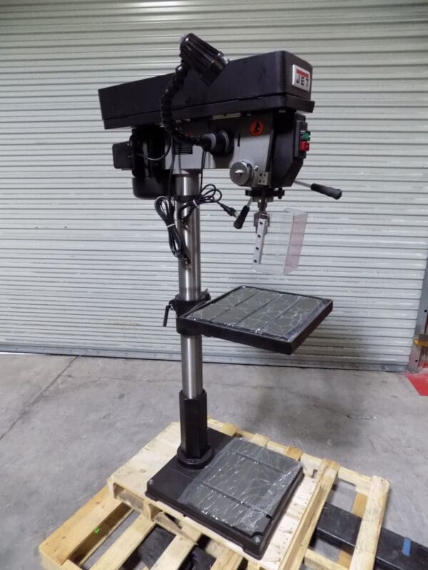 Jet 22" Industrial Floor Drill Press 12 Speed 1.5 HP 115/230v IDP-22 Damaged