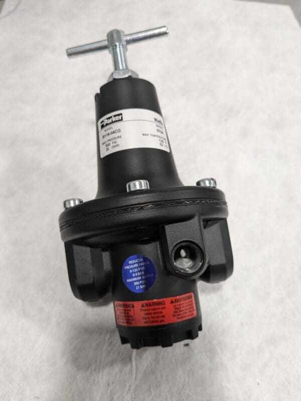 PARKER Compressed Air Regulator: 1/2" NPT, 300 Max psi R119-04CG INCOMPLETE