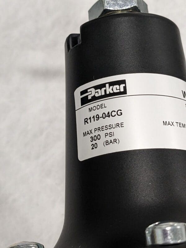 PARKER Compressed Air Regulator: 1/2" NPT, 300 Max psi R119-04CG INCOMPLETE