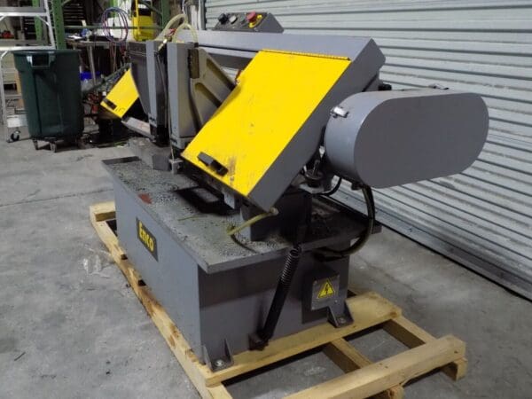 Enco Manual Horizontal Metal Cutting Bandsaw 9 x 16 Capacity USED / No Motor