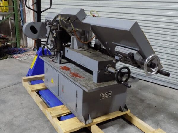 Enco Manual Horizontal Metal Cutting Bandsaw 9 x 16 Capacity USED / No Motor