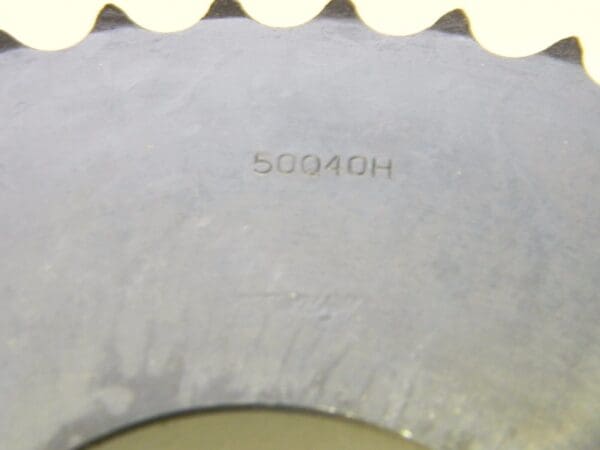 BROWNING Bushed Roller Chain Sprocket: 40 Teeth, 5/8" Pitch, 2-11/16" Bore Dia