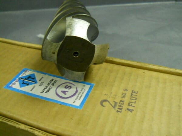 Dagger IT 2-3/32" 5MT 4F HSS Taper Shank Twist Drill