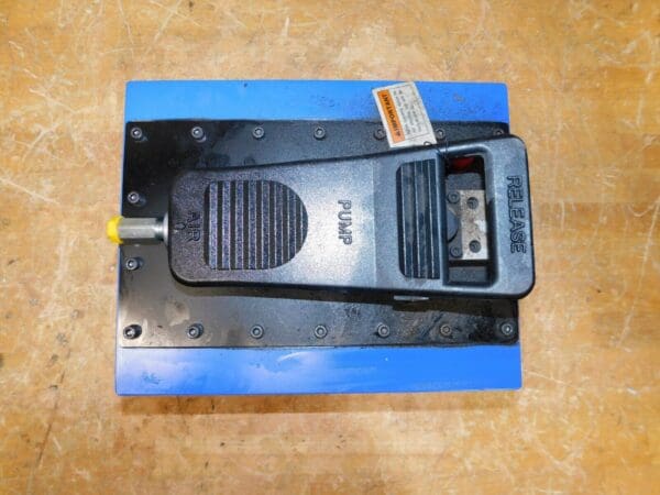 WorkSmart Air-Hydraulic Pump & Jack 10,000 psi 59754879 PARTS/REPAIR