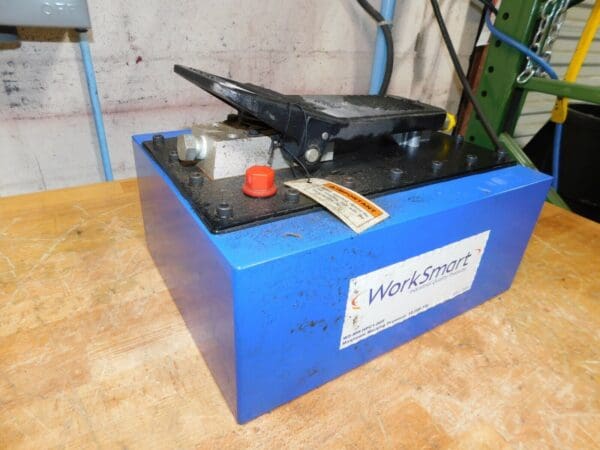 WorkSmart Air-Hydraulic Pump & Jack 10,000 psi 59754879 PARTS/REPAIR