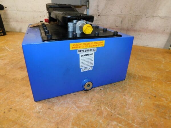 WorkSmart Air-Hydraulic Pump & Jack 10,000 psi 59754879 PARTS/REPAIR