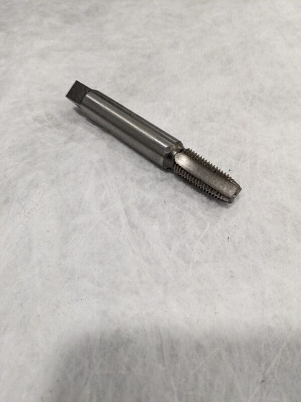 Interstate Extension Pipe Tap: 1/4-18 NPT, 4 Flutes, Plug Chamfer 04674032