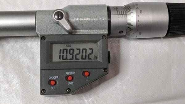 SPI Electronic 3-Point Internal Micrometer IP65 1.200-1.600" 17-626-3