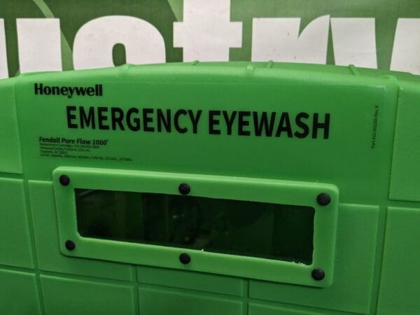 Honeywell Fendall Pure Flow 1000 Emergency Eyewash Station 32-001000-0000