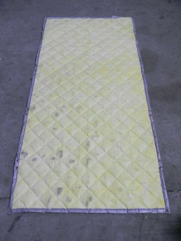 Singer Safety Vinyl / Fiberglass Modular Acoustic Screen 8 Ft. x 4 Ft. 22310148