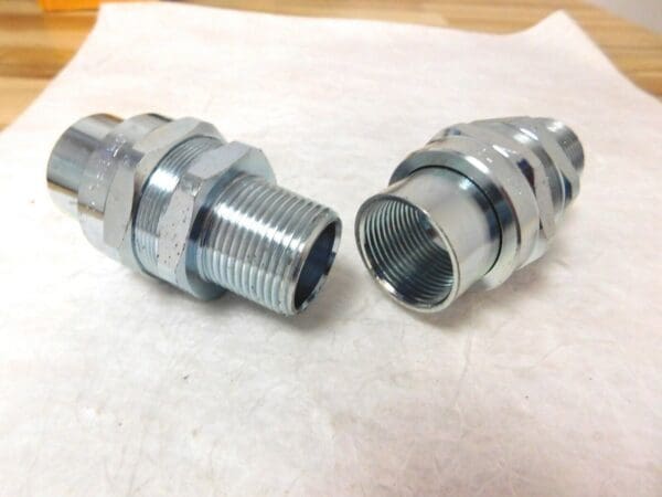 Thomas & Betts 1" Trade Rigid/Intermed (IMC) Conduit Male Union Qty 2 UNY305-TB