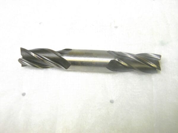 Pro-Grade HSS Double End Mill 15/16” RH 4Fl 1-7/8” LOC 6-3/8” OAL 41117714