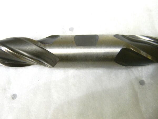 Pro-Grade HSS Double End Mill 15/16” RH 4Fl 1-7/8” LOC 6-3/8” OAL 41117714