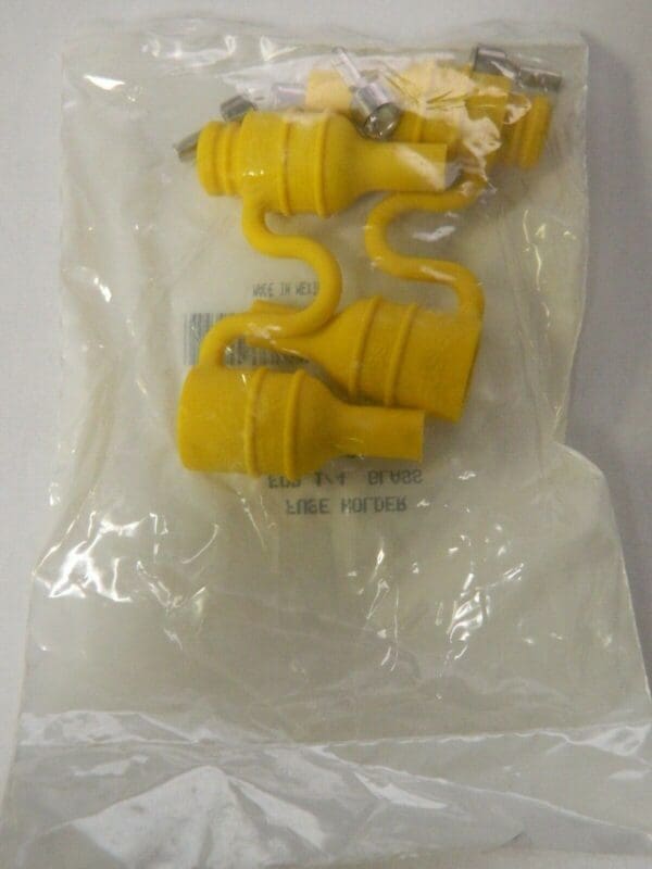 Automotive Fuse Holders Fuse Type: Glass Max Amperage: 30A QTY 4 8693