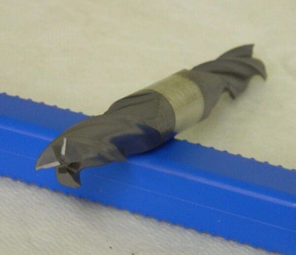 Niagara Cutter Double End Mill 9/16"x 1-3/8" x 5" HSS TiCN 3FL N88104