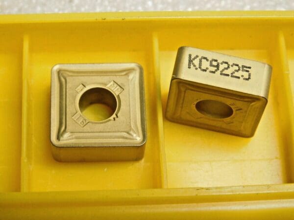 Kennametal Carbide Turning Inserts SNMG544MP QTY 5 SNMG150616MP KC9225