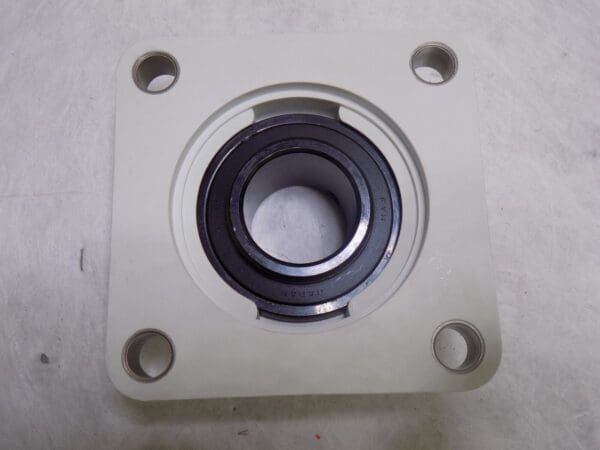 FYH Bearings 4 Bolt Flange Mounted Bearing Thermoplastic Housing UCF20723G5XPL