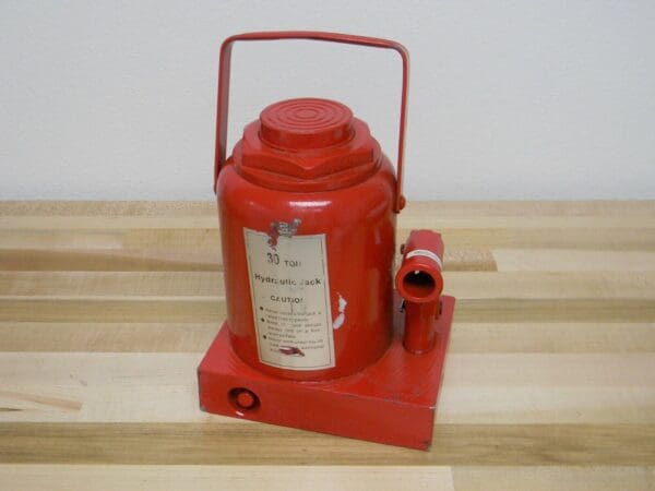 Heavy Duty Hydraulic Bottle Jack 30 Ton Load Capacity 5-1/8 In. Stroke