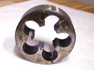 Interstate HSS Adjustable Round Die 1-3/8-6 UNC 3” Outside Diameter 03849545