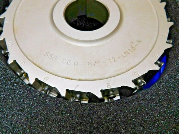 Iscar Indexable Slotting Cutter 6" Diam 19 Teeth SSB D6.0-.875-12-LN15-R 3102859