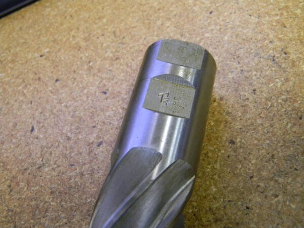 Fenes 5-305-295 1-1/4" x 1-1/4" x 2" x 4-1/2" 6FL HSS Single End Mill