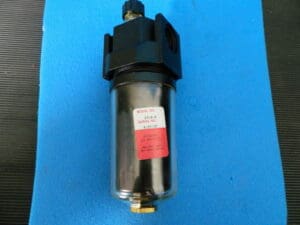 Coilhose Pneumatics 3/4" 250psi Cast Aluminum w/ Sight Glass Lubricator 27L6-S