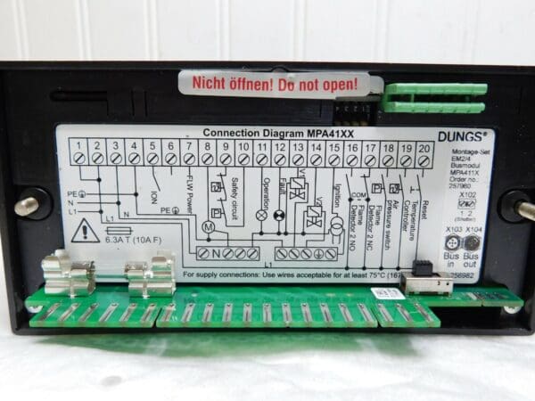 Dungs Automatic Burner Control w/2 Connectors MPA4112 V1.1 115V 259070