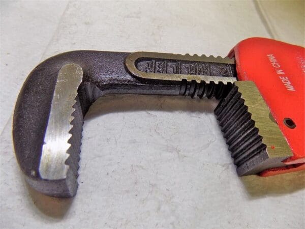 12" Iron Straight Pipe Wrench 2" Max Capacity Qty 3 CPW020