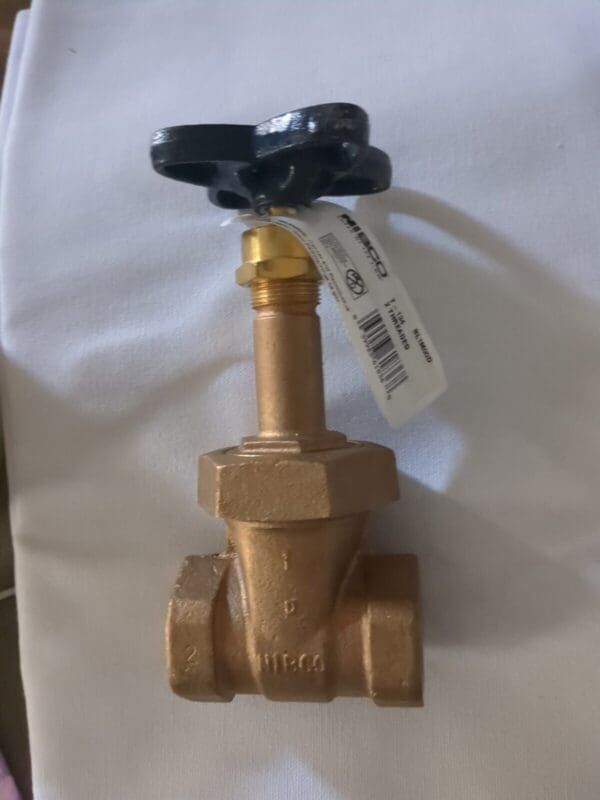 NIBCO Gate Valve: Rising Stem, 2" Pipe, Threaded, Bronze NL1M00D