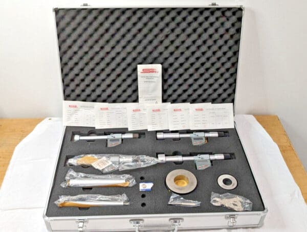 SPI Electronic Internal 3-Point Micrometer Set IP65 0.8" - 2" Range 17-628-9