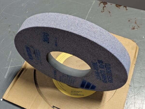 Norton Surface Grinding Wheel 12" Diameter 1-1/2" Thick 32A46-KVBE 66253263170