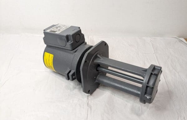 GRAYMILLS Immersion Pump 1/8 HP 115/230V 1 Phase IMV08-E