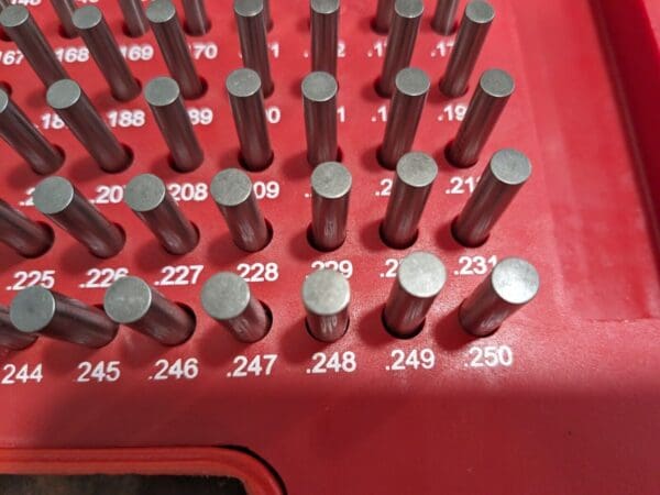 Class ZZ Plug Gage Set: 0.061 to 0.25" Range, 190 Pc 616-81116