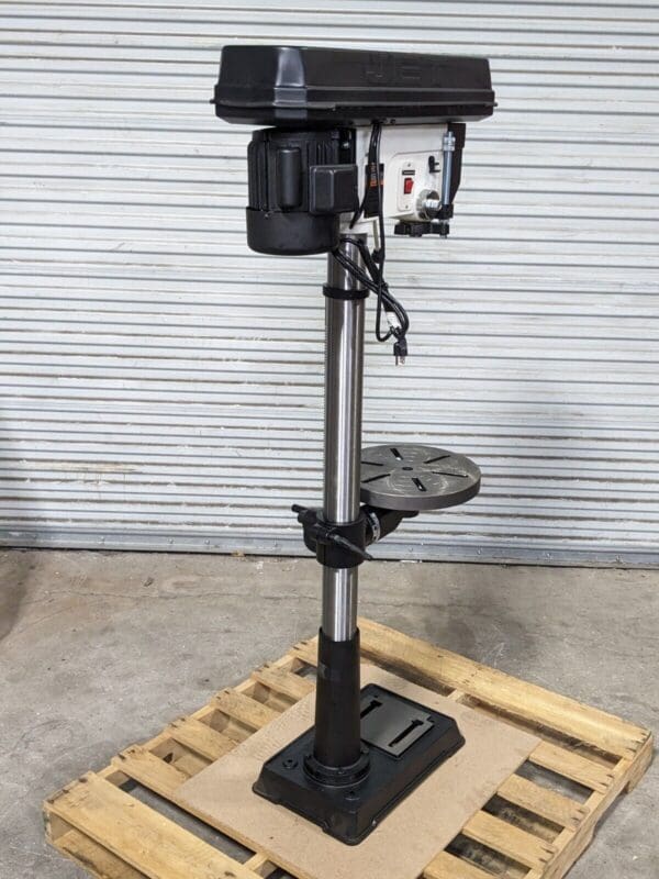 Jet Floor Drill Press 16-1/2" Swing 200 - 3630 RPM 3/4 HP 115/230v 354169