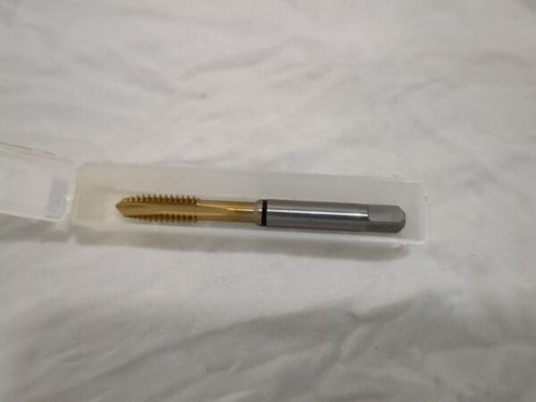 GUHRING Spiral Point Tap: 1/4-20 Thread, UNC, 3 Fl 9039280063500