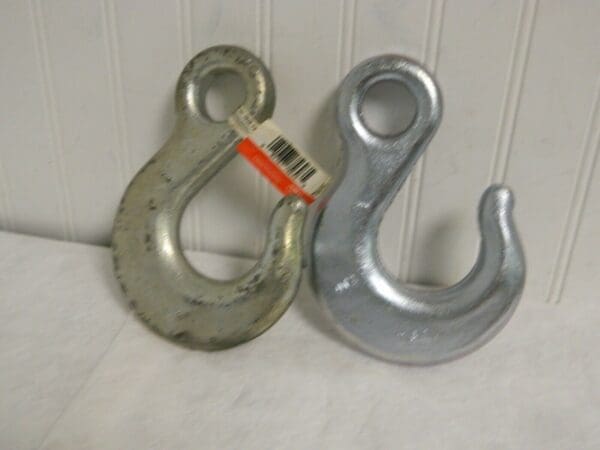 CM Steel Eye Hook 6,900 Lb Capacity, Chain Grade 30 Qty 2 75691