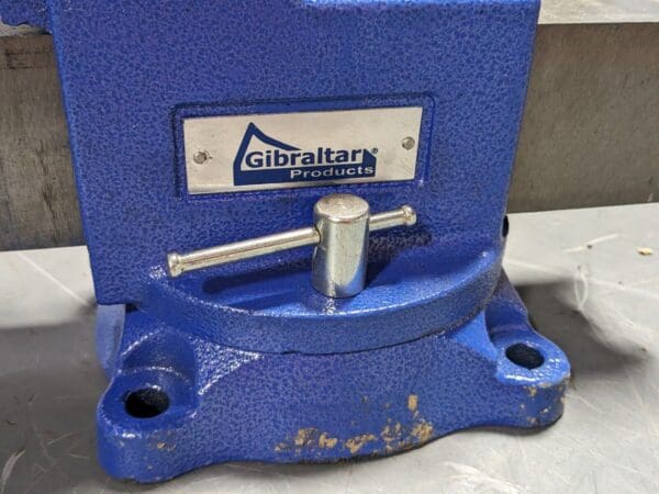 Gibraltar Bench Vise w/ Swivel Base 6" Jaw Width 6" Opening Capacity