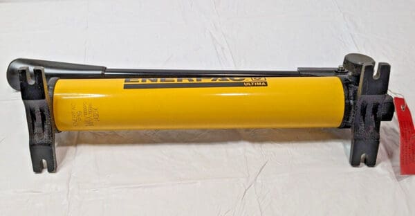 Enerpac Hydraulic Hand Pump 1 Stage 10000/700 BAR PSI P39 DAMAGED