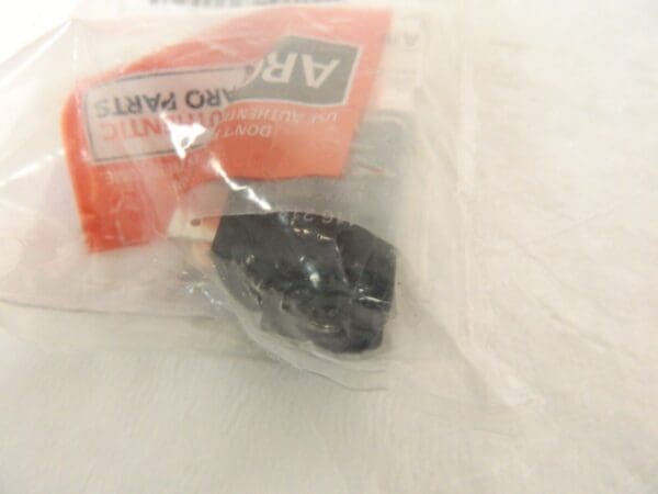 ARO/Ingersoll Rand 1/8″ CAT Series 3-Way 2-Position Solenoid Valve CAT33P-120-A