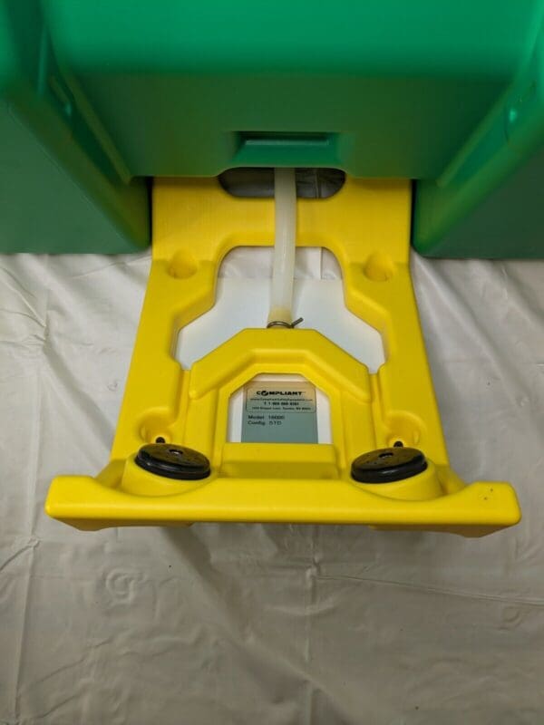 HAWS Portable Eye Wash Station: Gravity Fed, Capacity: 9 gal, Wall Mount 16000