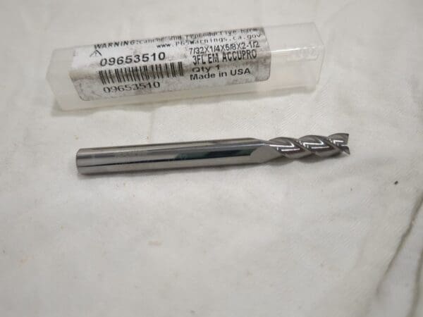 ACCUPRO Square End Mill: 7/32" Dia, 5/8" LOC, 3 Fl carbide 12181941